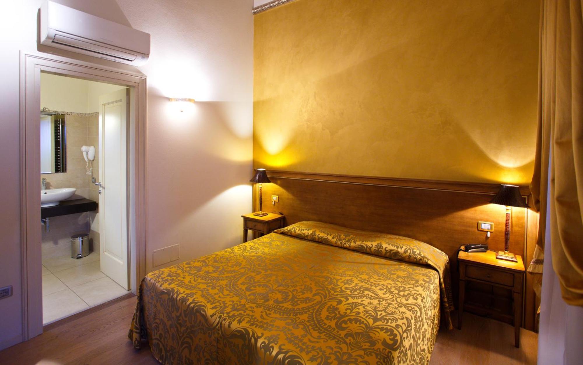 Hotel アーゾロ 部屋 写真